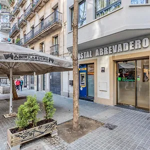 Hostal Abrevadero ** Barcelona